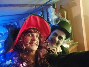 ... hey, nicht reindrängeln, ihr wart schon zu sehen